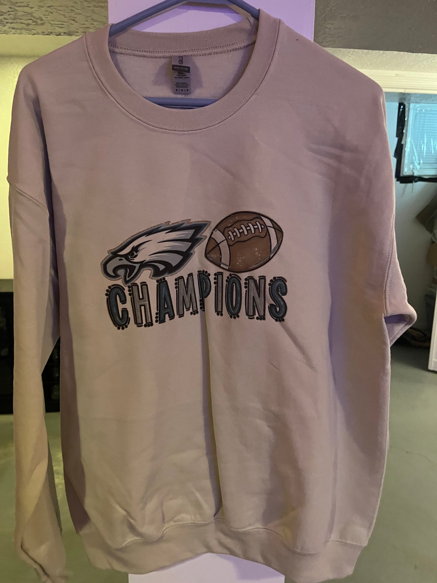 Medium Eagles champions sweatshirt