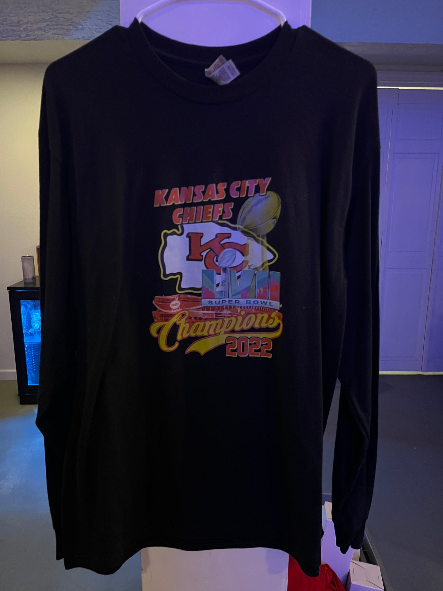 Large Long sleeve Super Bowl shirt